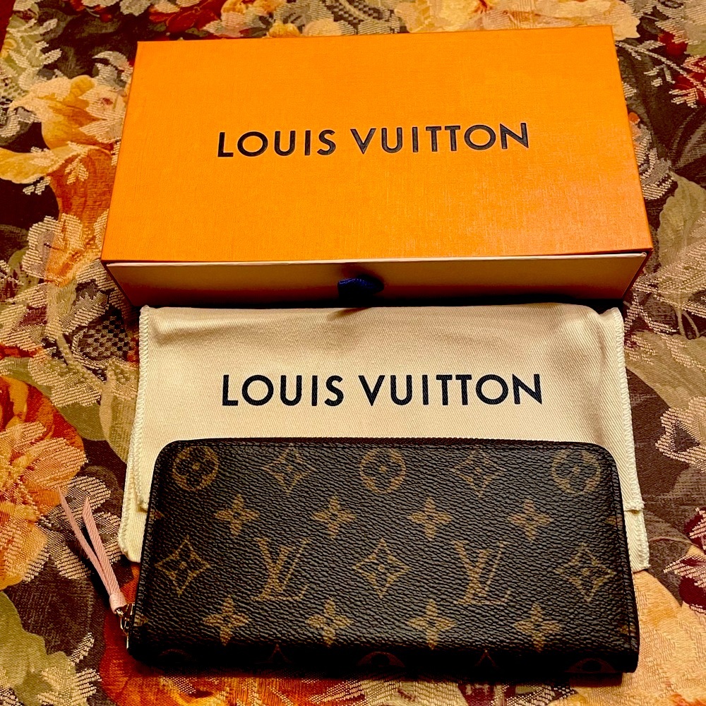 Never Used Louis Vuitton Clemence Wallet!